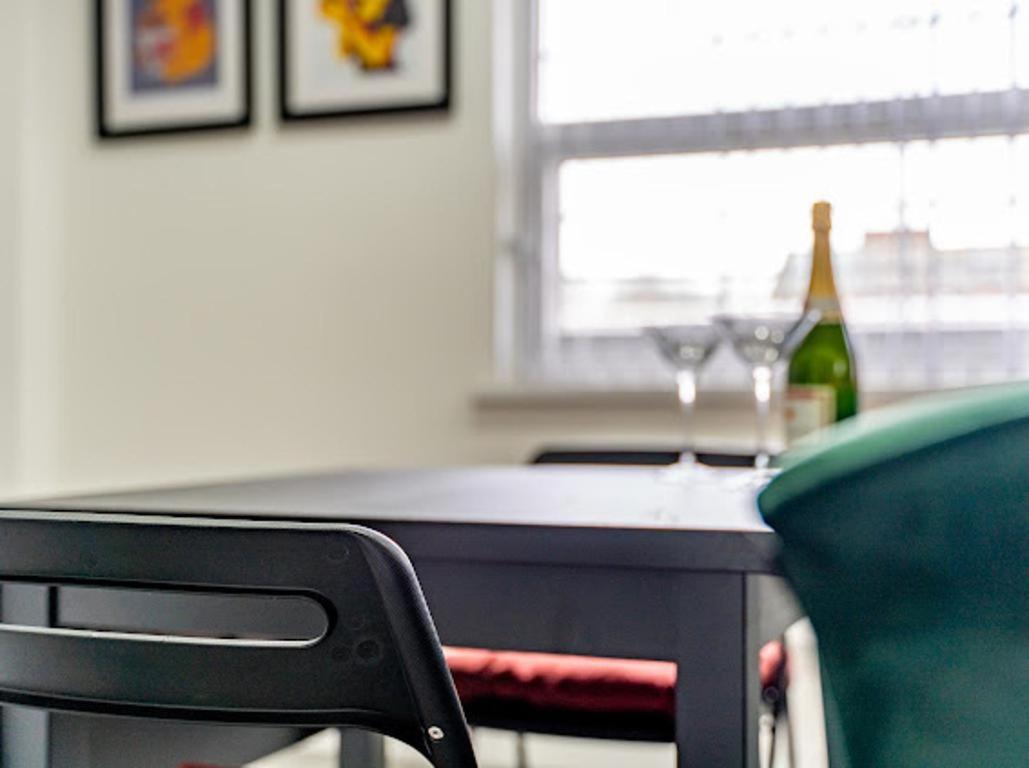 Birmingham Apt-Sleeps 4-Walk To City Centre-Pets Бирмингам Екстериор снимка